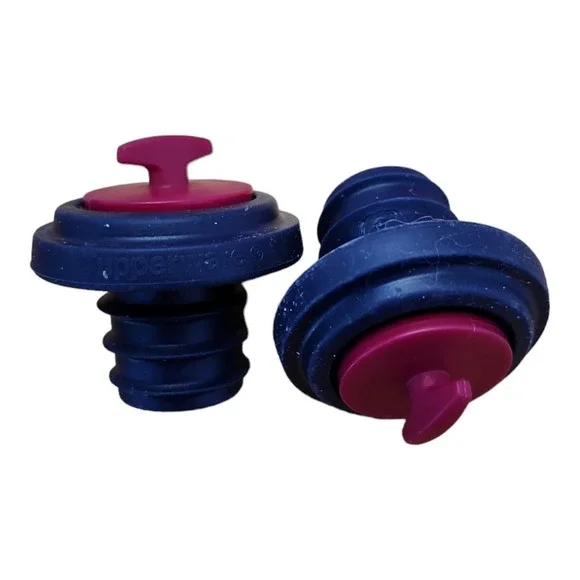 Tupperware Wine Pump Stopper Corkscrew Bottle Opener Set w/ Travel Case - Picture 4 of 4